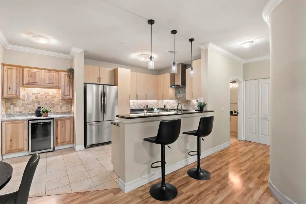 1225 Island Ave 304, San Diego, CA — listing photo 1