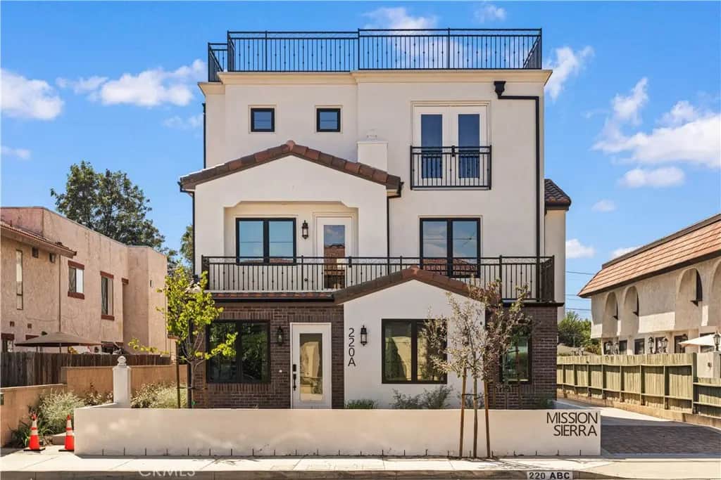 220 W Mission A, San Gabriel, CA — listing photo 1