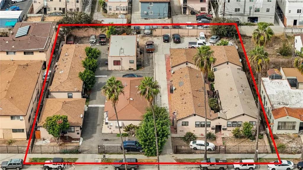 6401 S Victoria, Los Angeles, CA — listing photo 1