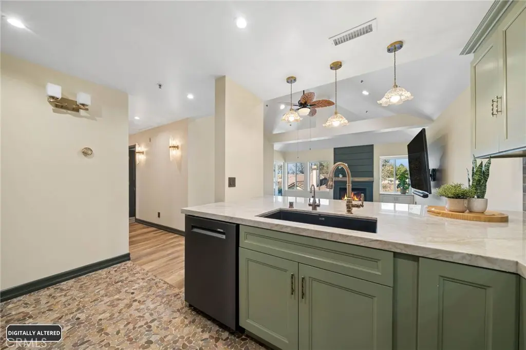 2563 Plaza Del Amo 404, Torrance, CA — listing photo 1