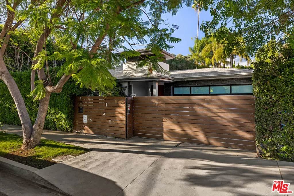 13911 Milbank Street, Sherman Oaks, CA — listing photo 1