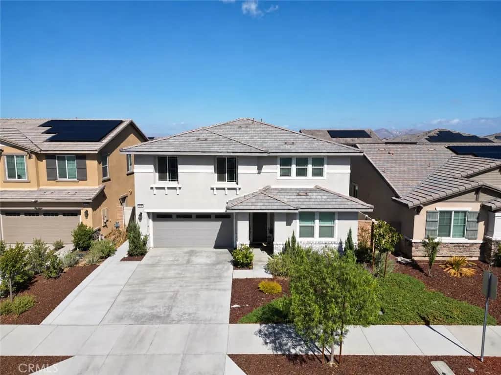 426 Daniella, Perris, CA — listing photo 1