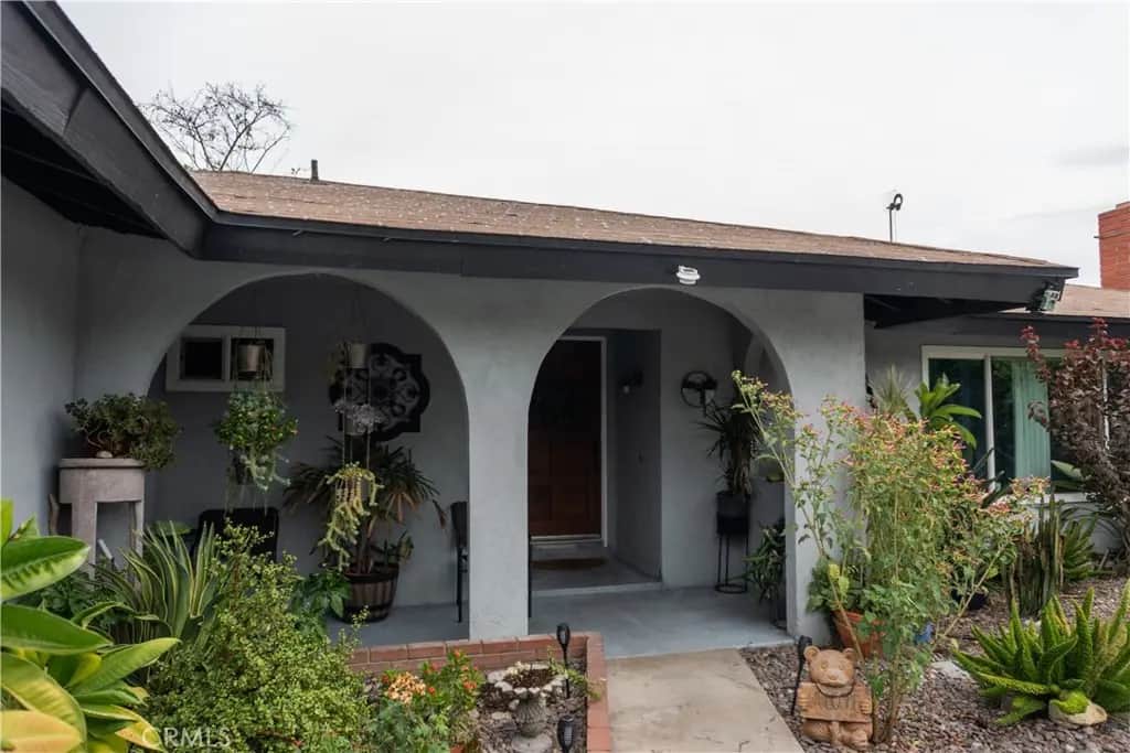10837 Locust, Bloomington, CA — listing photo 1