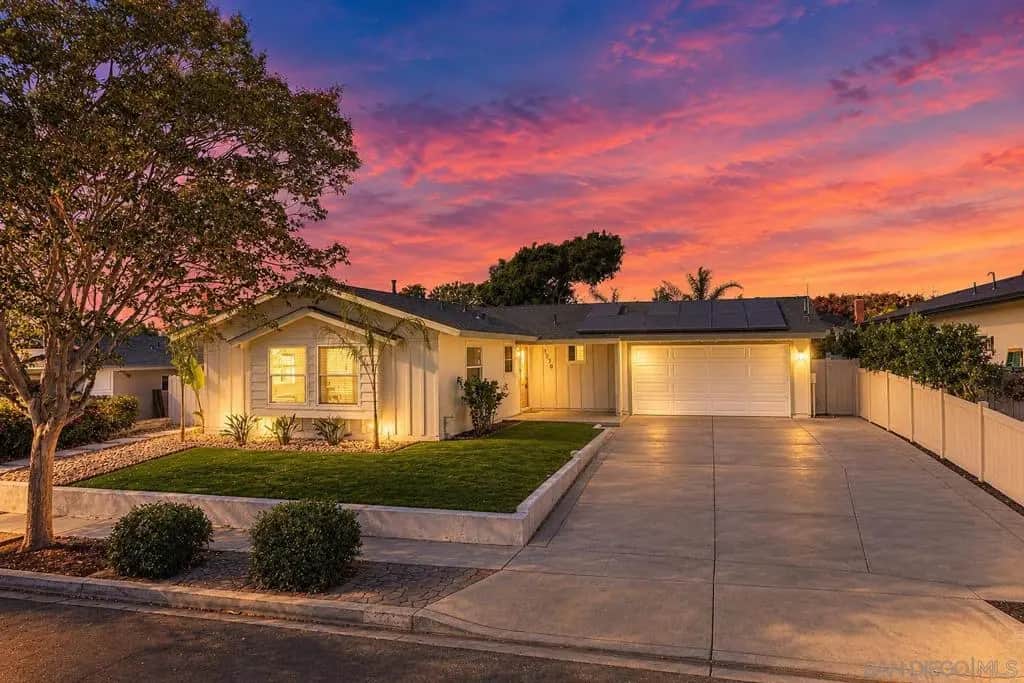 3270 Innuit Ave, San Diego, CA — listing photo 1