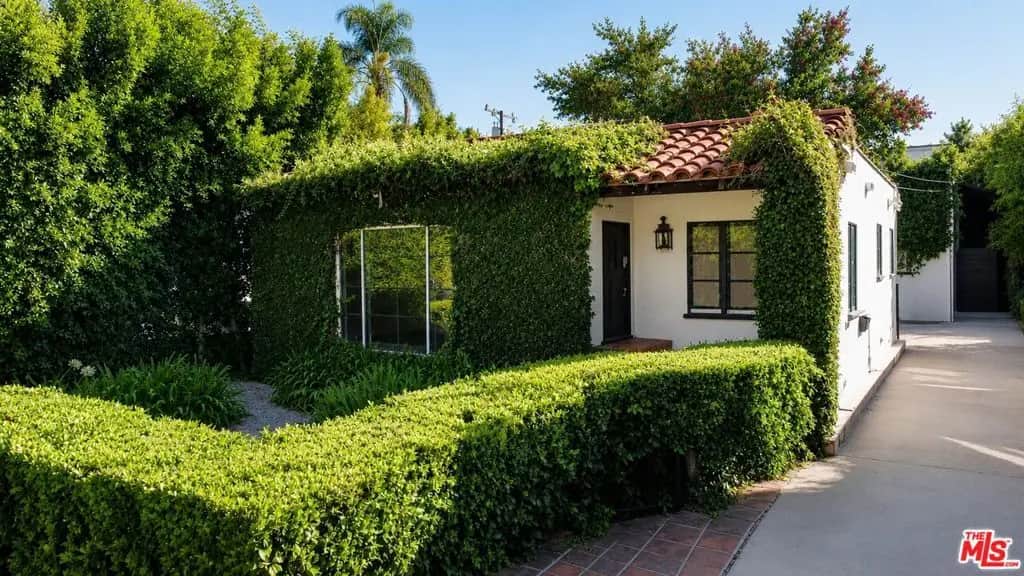 431 Westmount Drive, West Hollywood, CA — listing photo 1