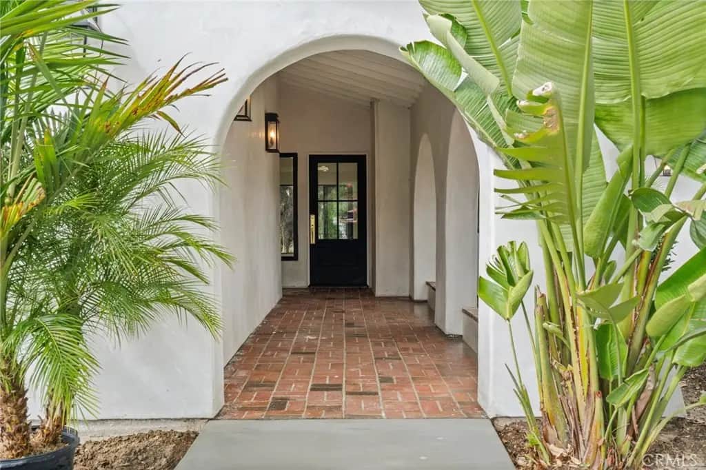 3549 Elm Drive, Calabasas, CA — listing photo 1