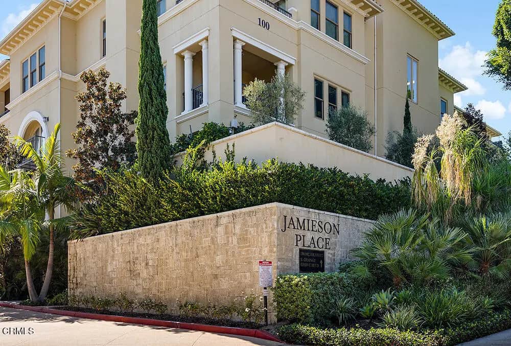 110 S Orange Grove Boulevard 106, Pasadena, CA — listing photo 1