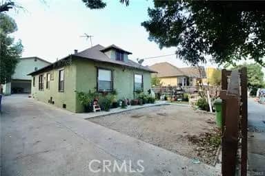 4247 S Olive Street, Los Angeles, CA — listing photo 1