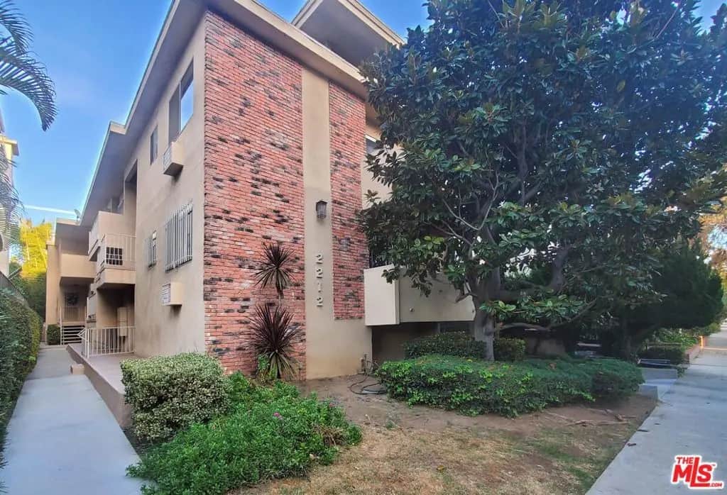 2212 S Bentley Avenue 1, Los Angeles, CA — listing photo 1