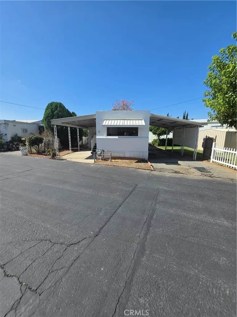 12995 Sixth 6, Yucaipa, CA — listing photo 1