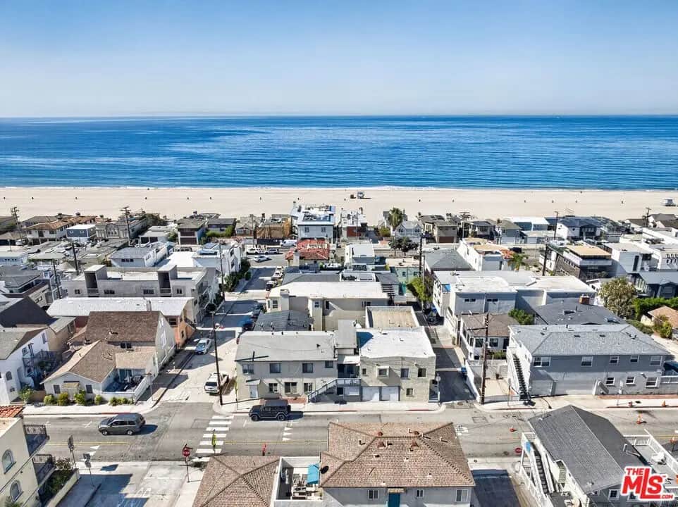 2901 Manhattan Avenue, Hermosa Beach, CA — listing photo 1