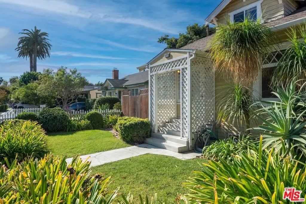 2421 Glyndon Avenue, Venice, CA — listing photo 1
