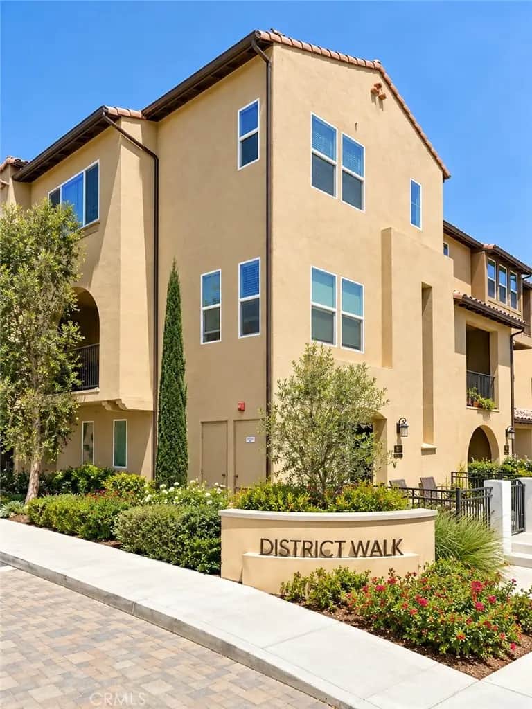 668 S District, Anaheim, CA — listing photo 1