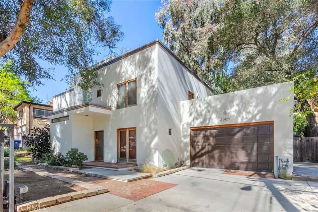 21429 Rios Street, Woodland Hills, CA — listing photo 1