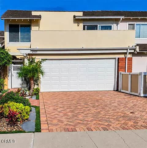 2020 Kingsbridge Way, Oxnard, CA — listing photo 1