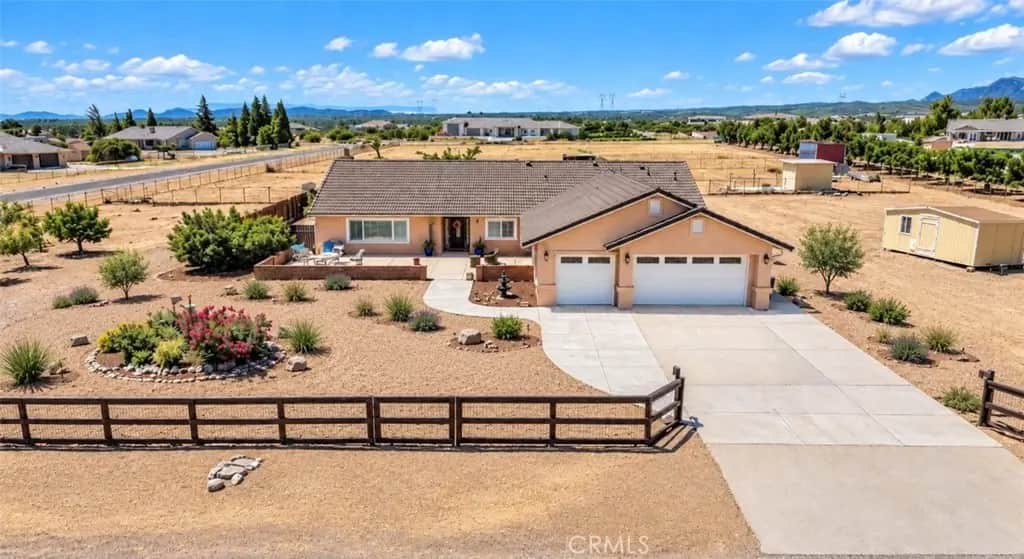 9275 Rattlesnake, Phelan, CA — listing photo 1