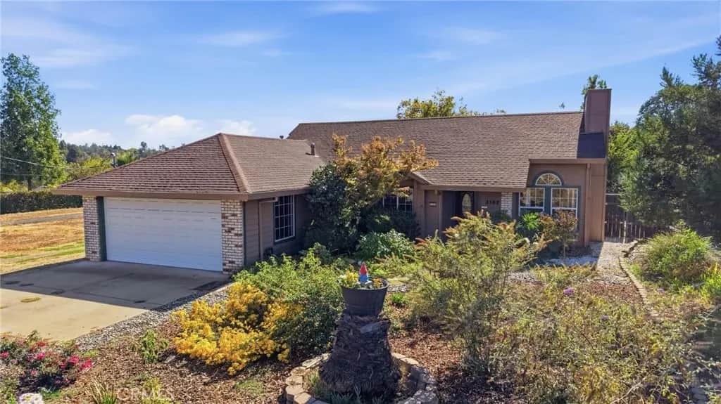 3182 Claremont Drive, Oroville, CA — listing photo 1