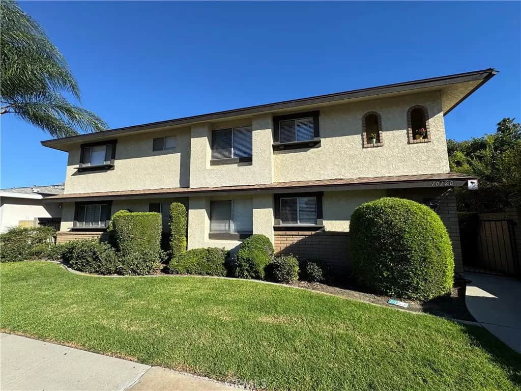 10720 Western Avenue 202, Downey, CA — listing photo 1
