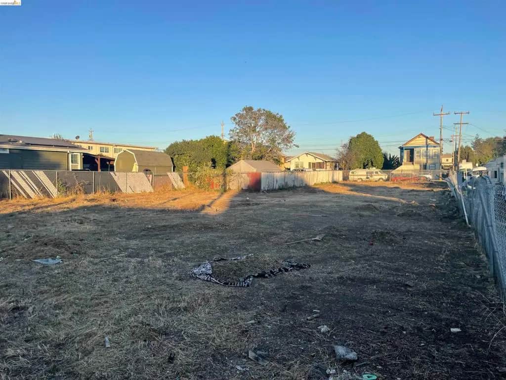 443 Hale Ave, Oakland, CA — listing photo 1