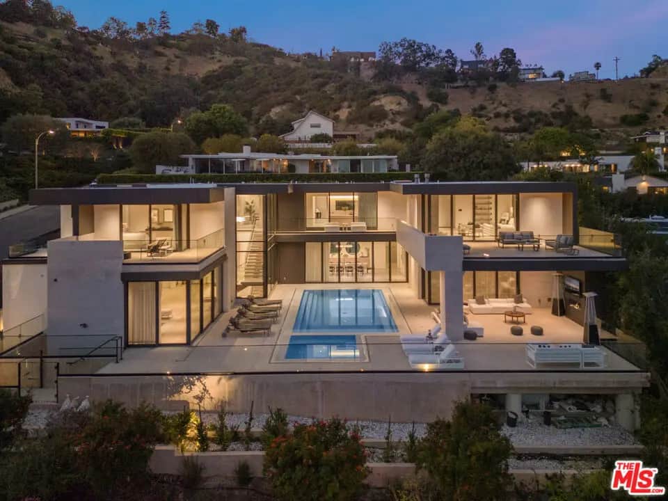 9255 Swallow Drive, Los Angeles, CA — listing photo 1