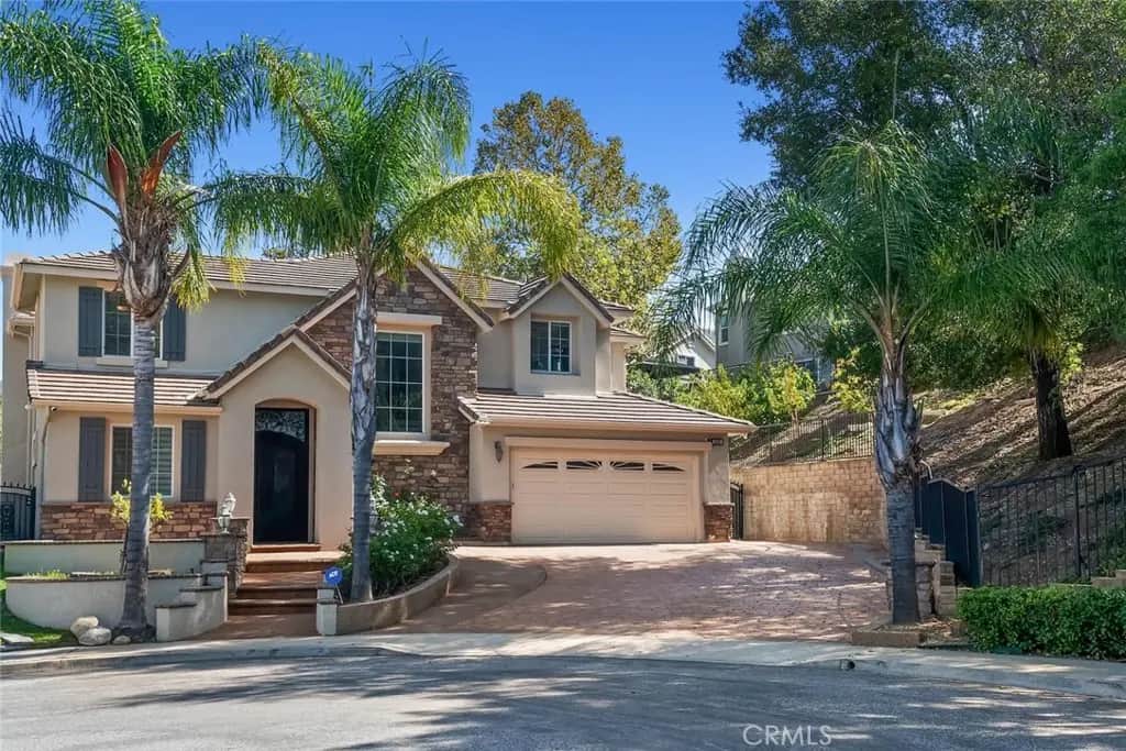 5290 Holly Oak Court, Simi Valley, CA — listing photo 1