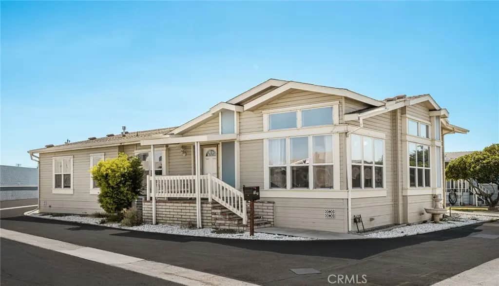 70 Cherry, Anaheim, CA — listing photo 1