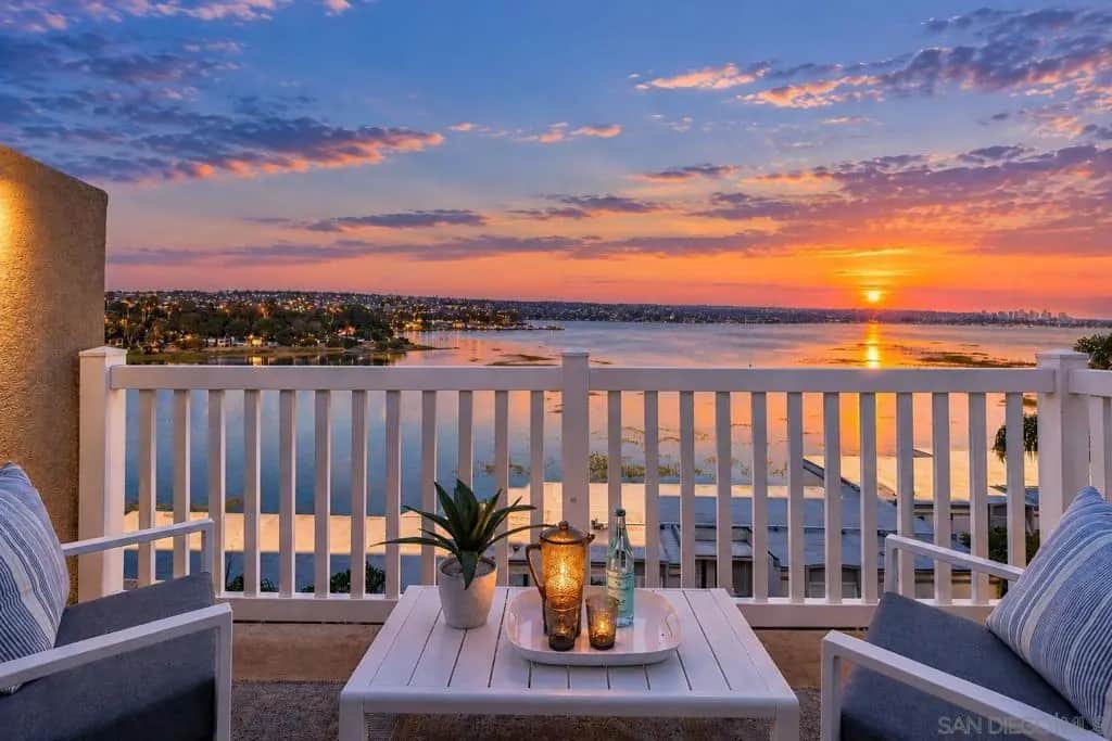 4015 Crown Point Drive P6, San Diego, CA — listing photo 1