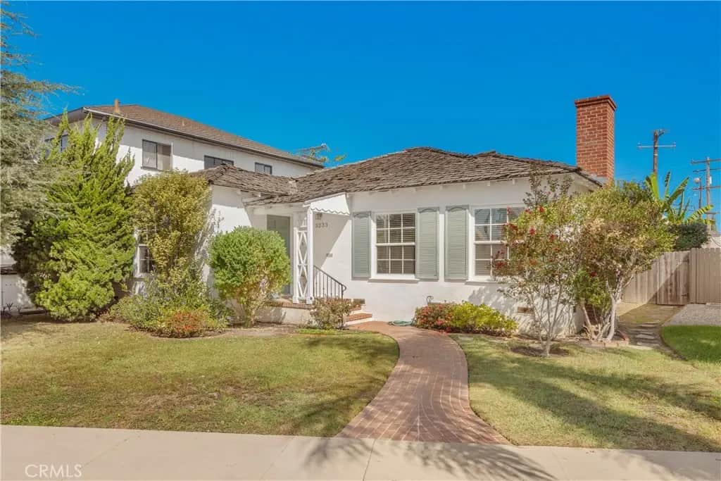 5233 E Broadway, Long Beach, CA — listing photo 1