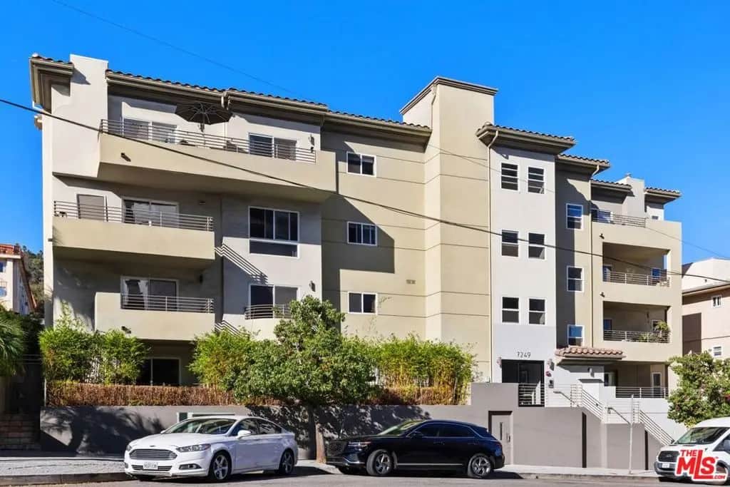 7249 Franklin Avenue 401, Los Angeles, CA — listing photo 1