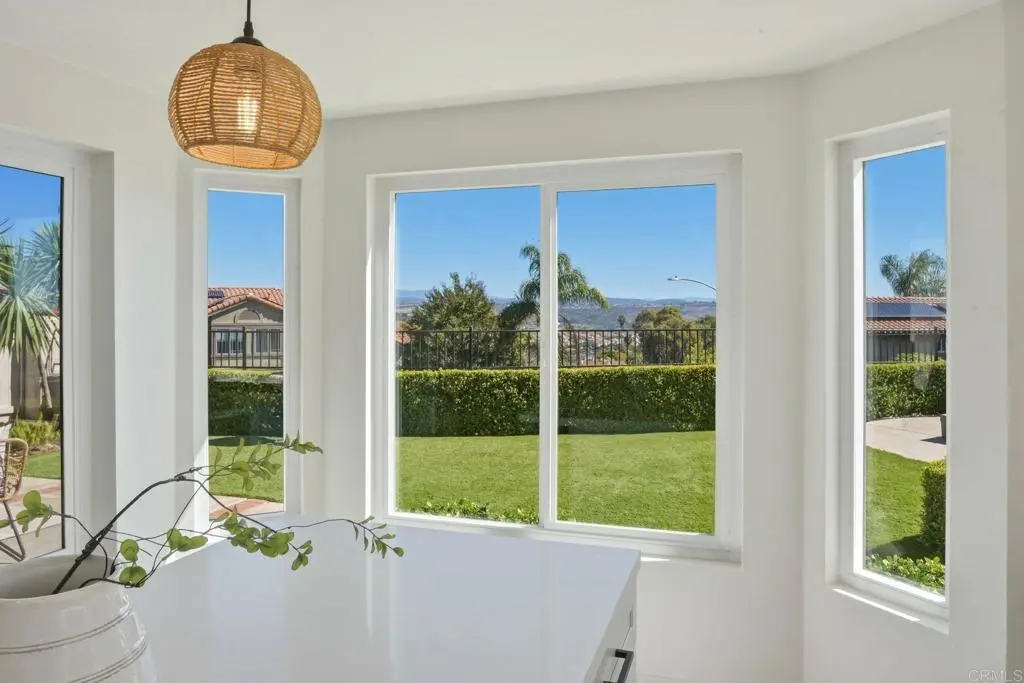 4624 Telescope Avenue, Carlsbad, CA — listing photo 1