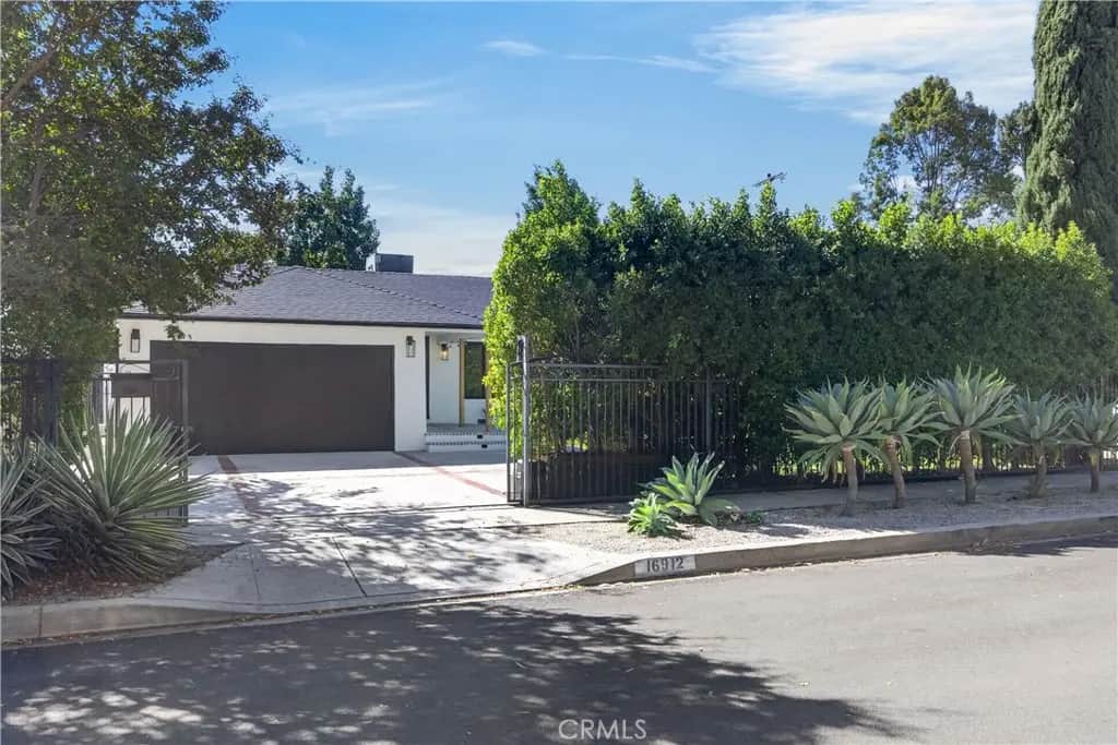 16912 Marlin Place, Lake Balboa, CA — listing photo 1