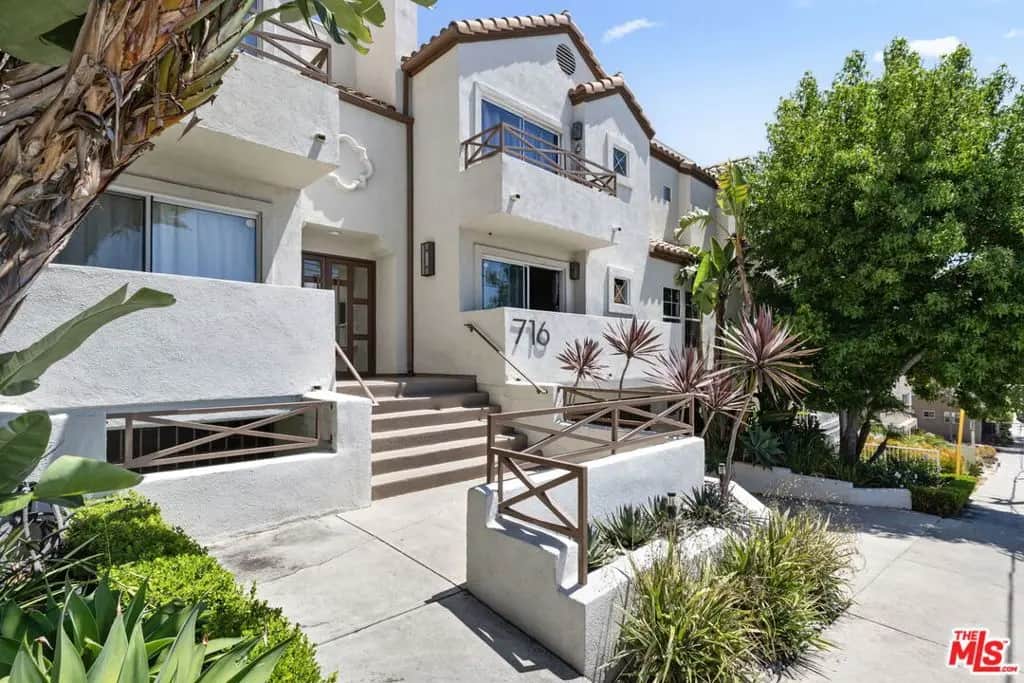 716 Maltman Avenue 2, Los Angeles, CA — listing photo 1