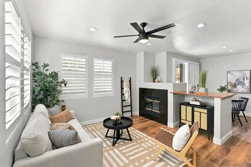 8747 Plaza Park, San Diego, CA — listing photo 1