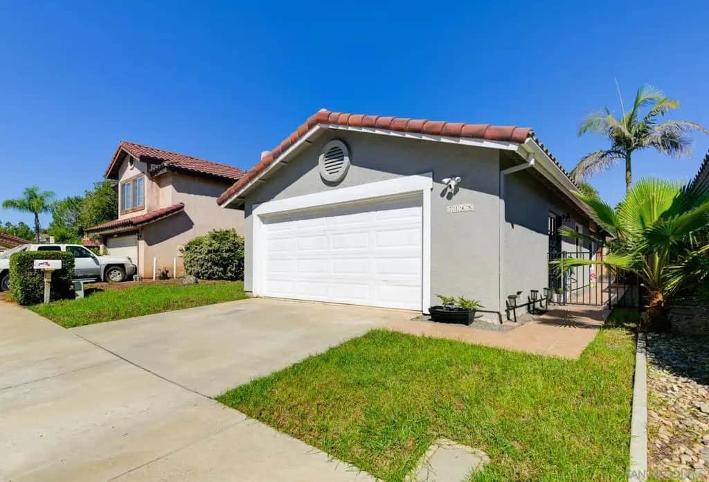 2148 Pueblo Glen, Escondido, CA — listing photo 1