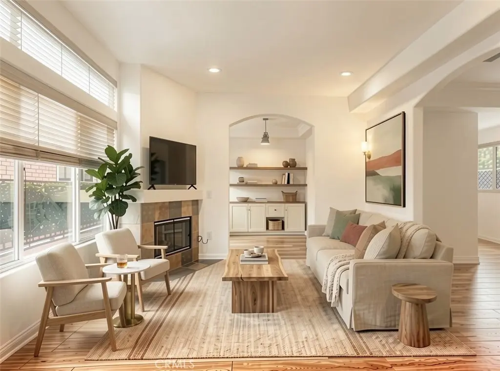 5242 Vesper 7, Sherman Oaks, CA — listing photo 1
