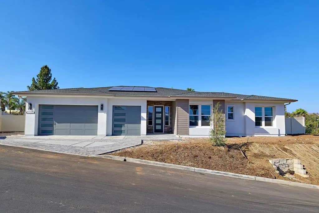 1746 Ishihara Rd, Vista, CA — listing photo 1