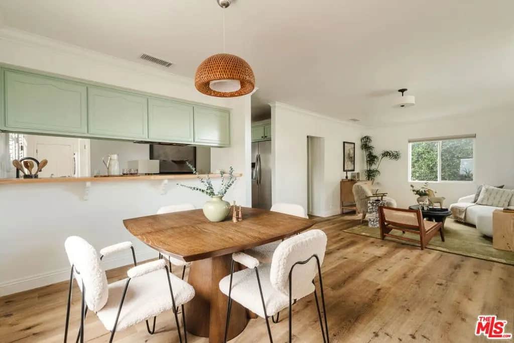 2223 Alsace Avenue, Los Angeles, CA — listing photo 1