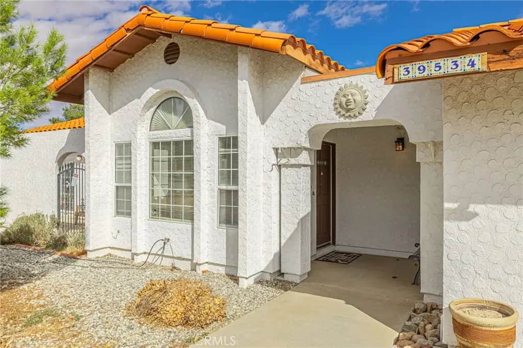 39534 167th E, Palmdale, CA — listing photo 1