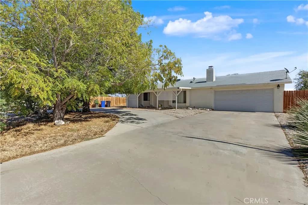 12787 Algonquin Road, Apple Valley, CA — listing photo 1