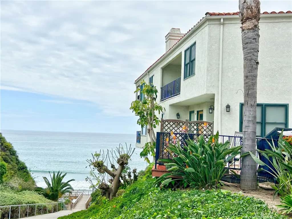 258 W Escalones 6R, San Clemente, CA — listing photo 1