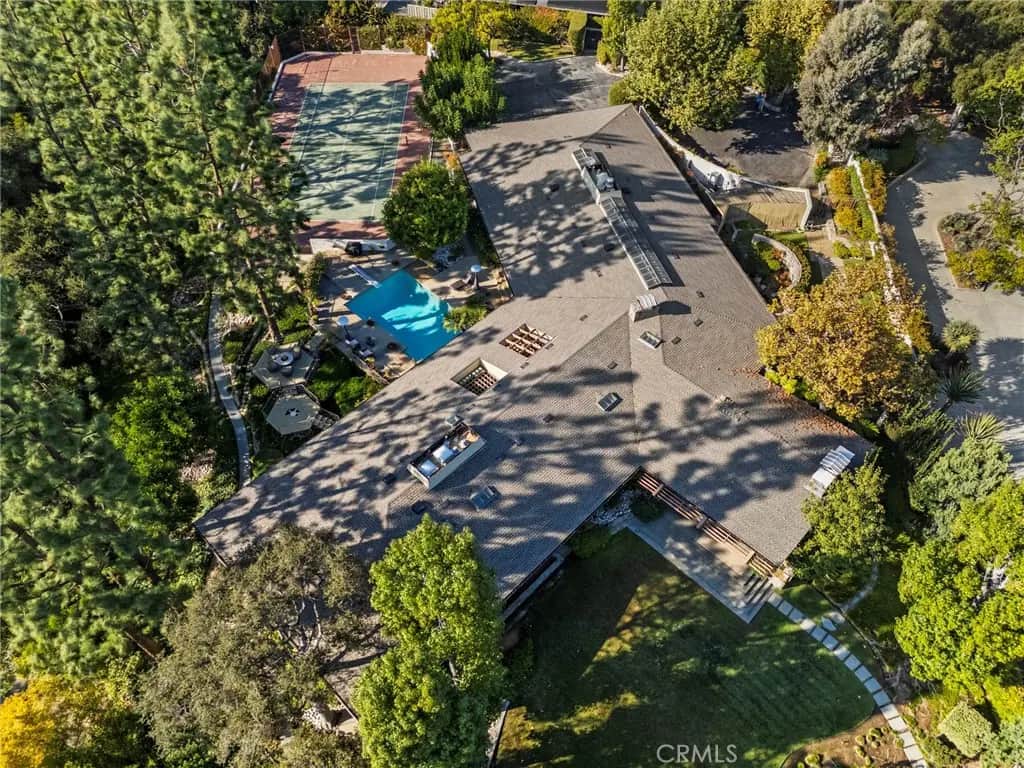 1458 Hillcrest, Pasadena, CA — listing photo 1