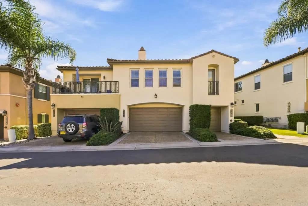 2696 Bellezza Drive, San Diego, CA — listing photo 1