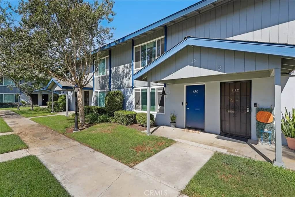 1107 W Memory Lane 13C, Santa Ana, CA — listing photo 1