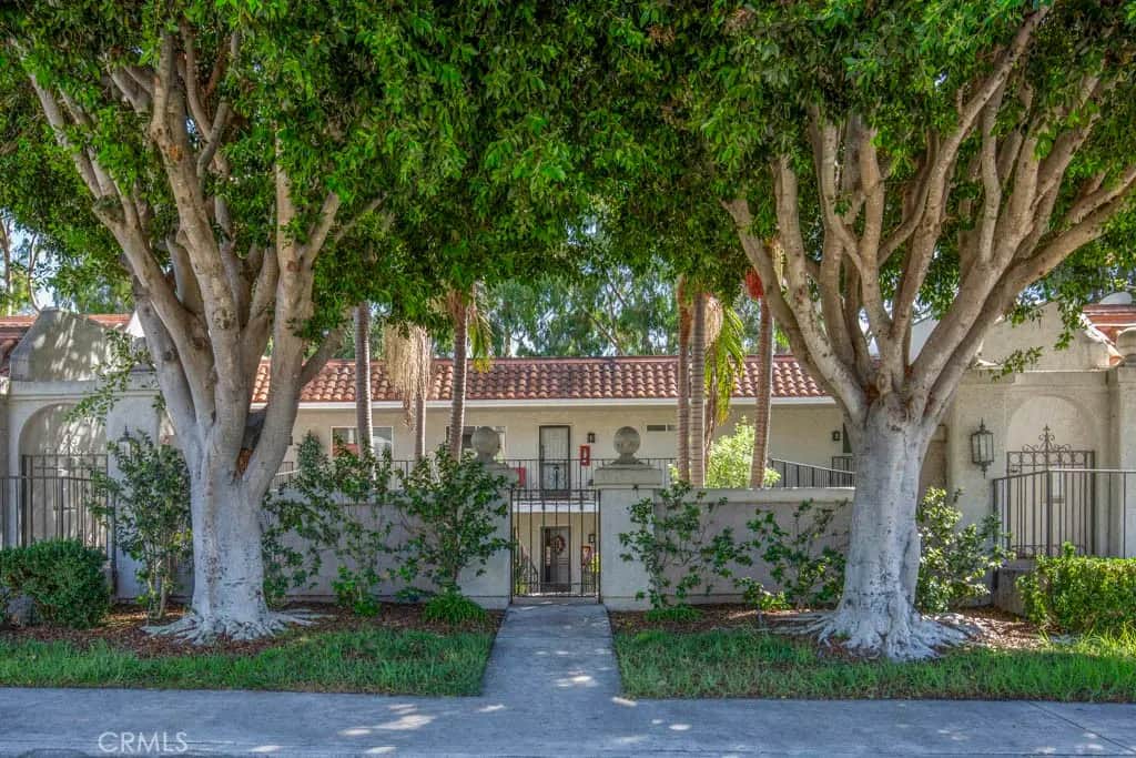 5531 Via La Mesa O, Laguna Woods, CA — listing photo 1