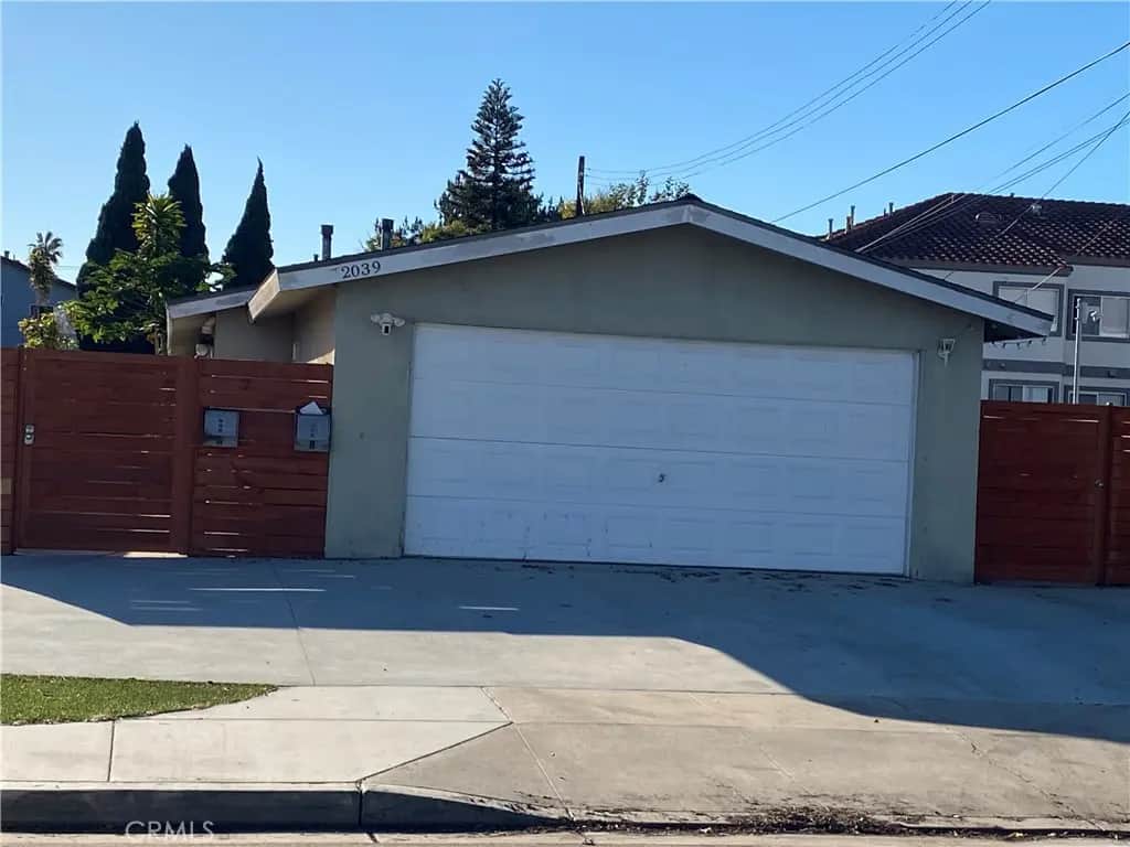 2039 Charle Street B, Costa Mesa, CA — listing photo 1
