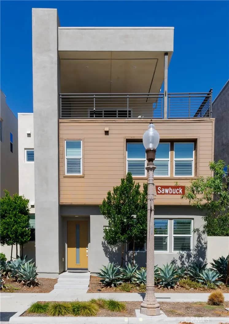 323 Sawbuck, Irvine, CA — listing photo 1