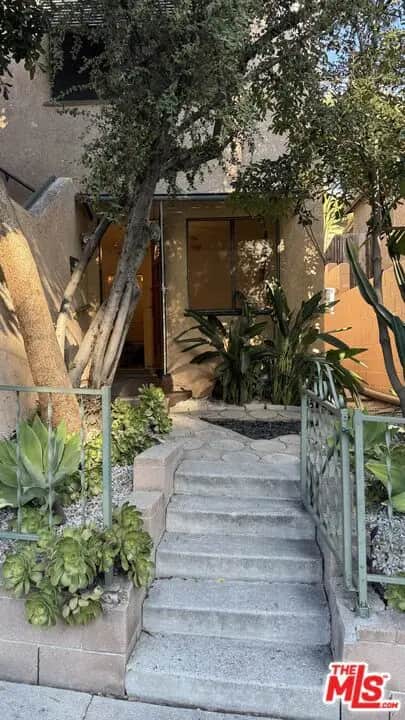 3109 Berkeley Avenue, Los Angeles, CA — listing photo 1