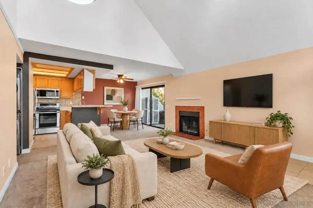 11865 Caminito Ronaldo 200, San Diego, CA — listing photo 1