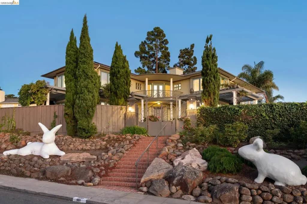 100 Pershing Dr, Oakland, CA — listing photo 1