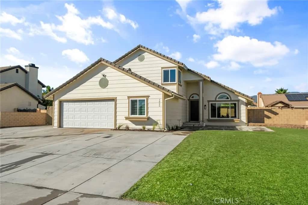 1222 W Cimarron, Rialto, CA — listing photo 1